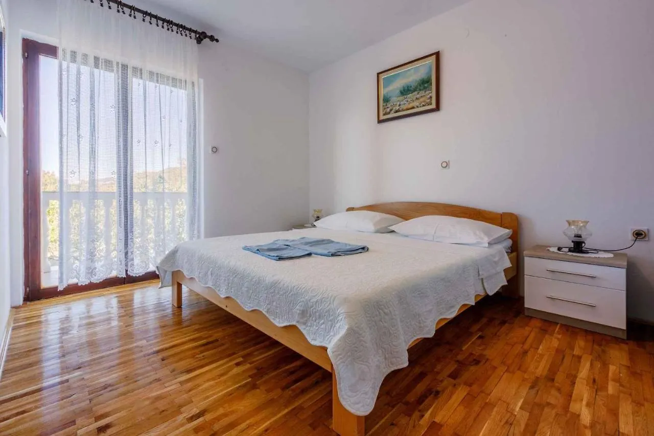 Apartments In Crikvenica 5165