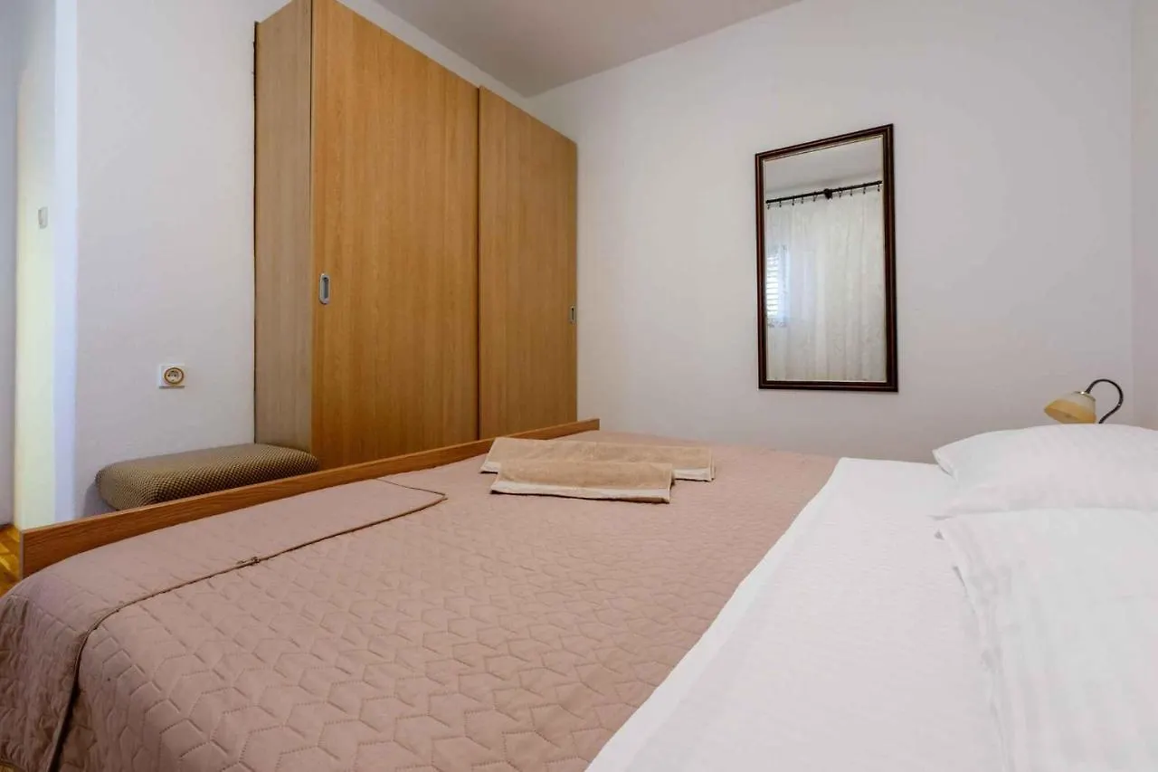 Apartments In Crikvenica 5165