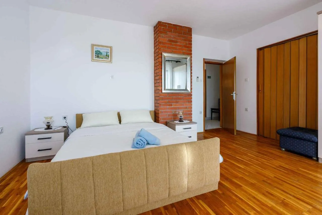 Apartments In Crikvenica 5165