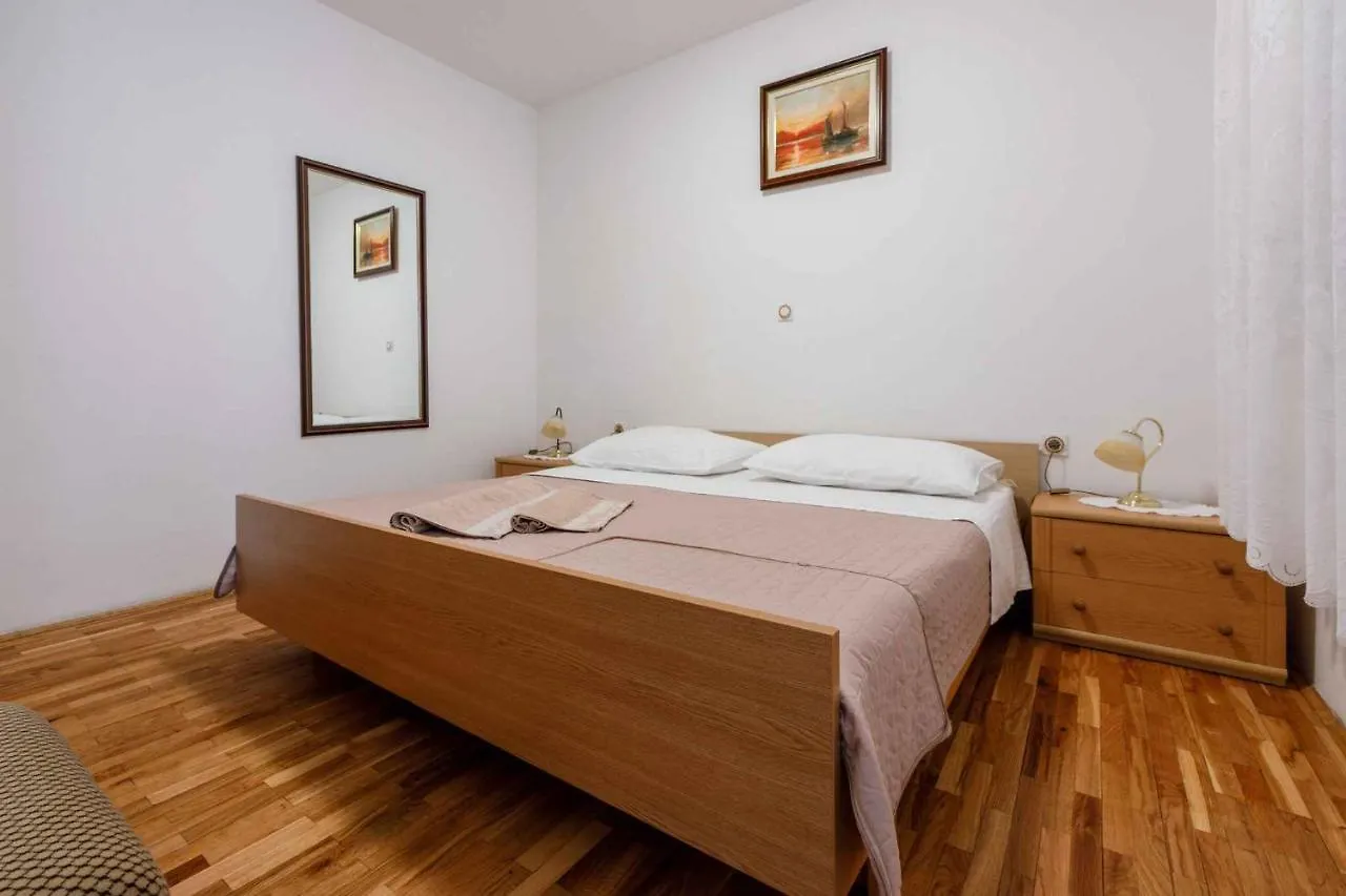 Apartments In Crikvenica 5165