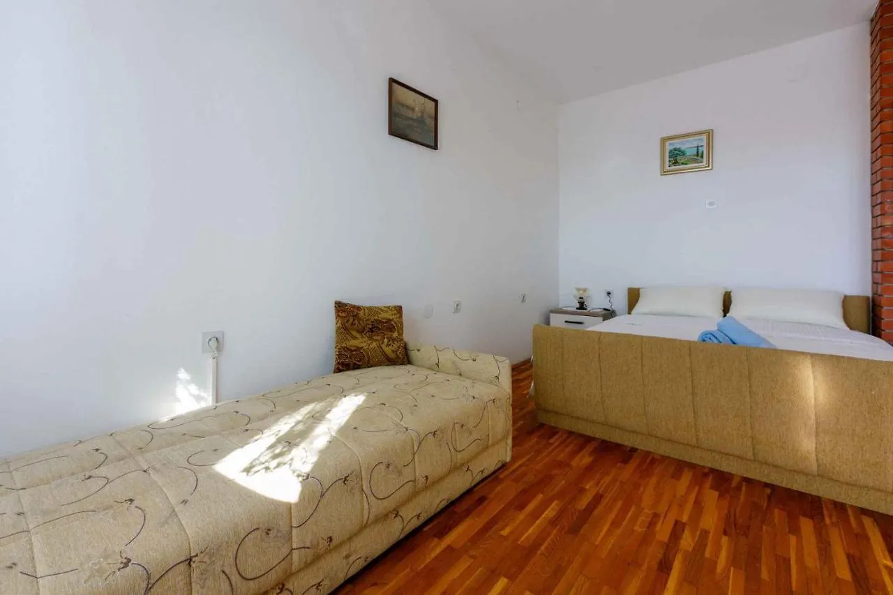 Apartments In Crikvenica 5165