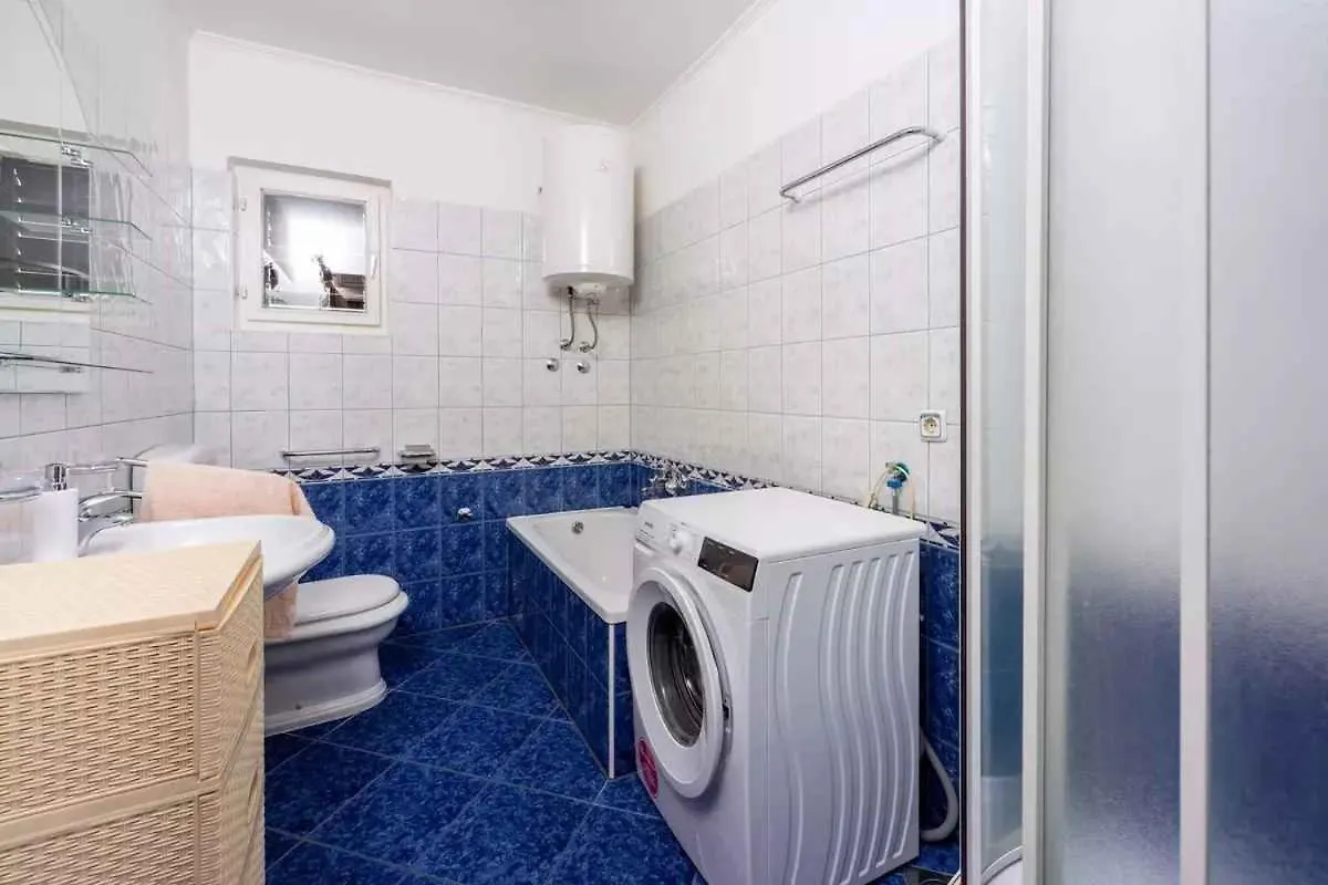 Apartments In Crikvenica 5165 Croatia