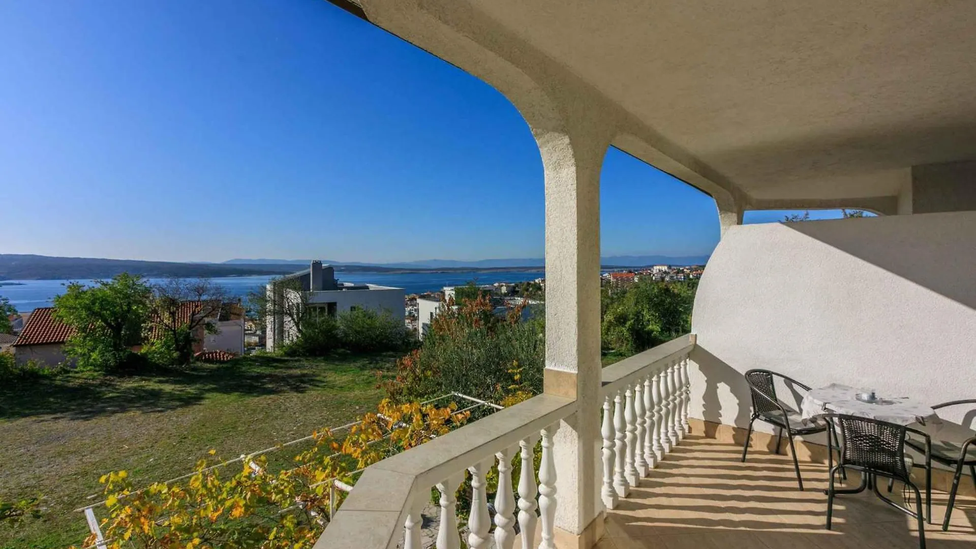 Apartments In Crikvenica 5165 Croatia