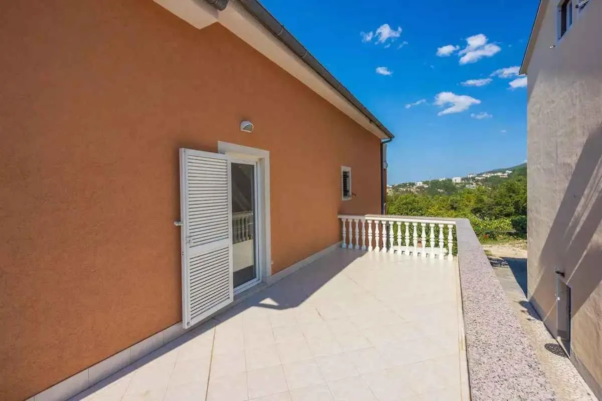 Apartments In Crikvenica 5165